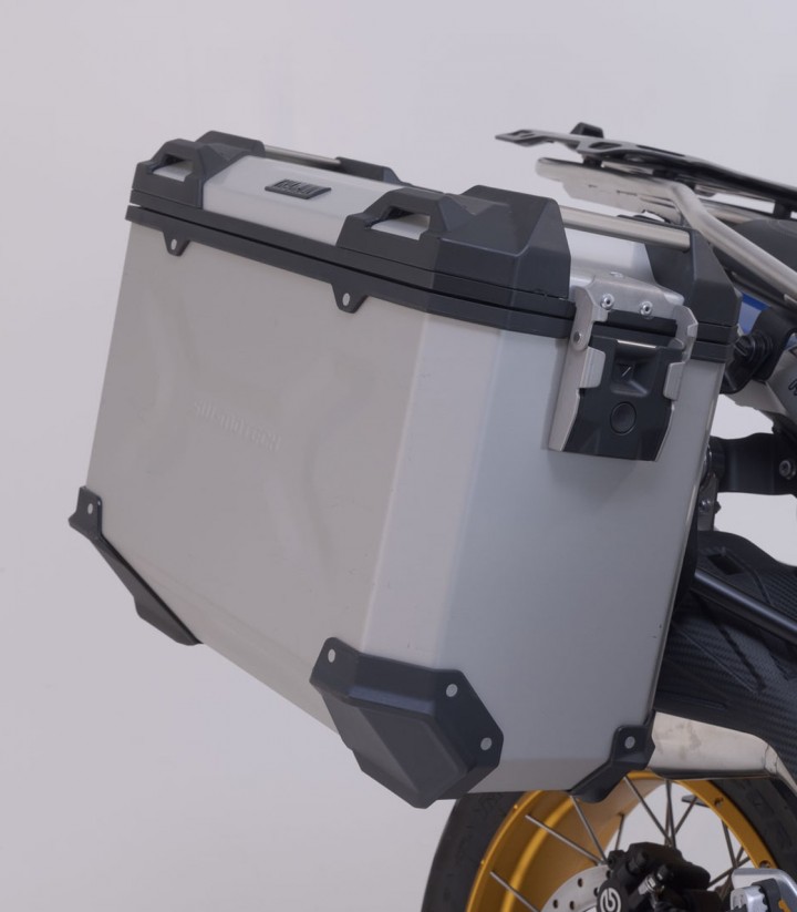 SW-MOTECH TRAX ADV Side Cases + 38 L Top Case Set with Carriers VOGE DS900X (23) ADV.02.643.75000/S