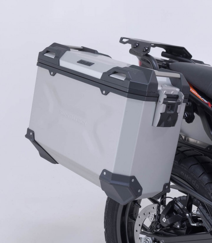 SW-MOTECH TRAX ADV Side Cases + 38 L Top Case Set with Carriers KTM 125/390 Enduro R/SMC R, 250/390 Adventure (25) ADV.04.417.75