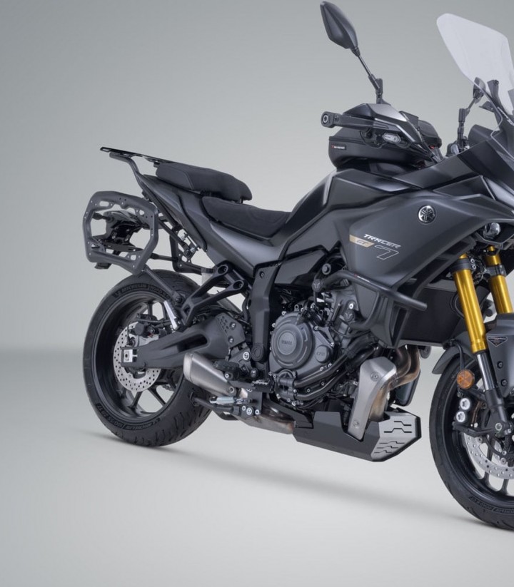Pack Maletas Laterales + Baúl DUSC L 41 L + Soportes Yamaha Tracer 7 (25) SW-MOTECH ADV.06.020.65000/B