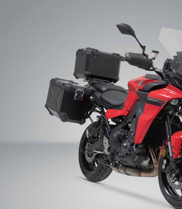 Pack Maletas Laterales + Baúl 38 L TRAX ADV en Negro + Soportes Yamaha Tracer 9 (20-24) SW-MOTECH ADV.06.921.75000/B