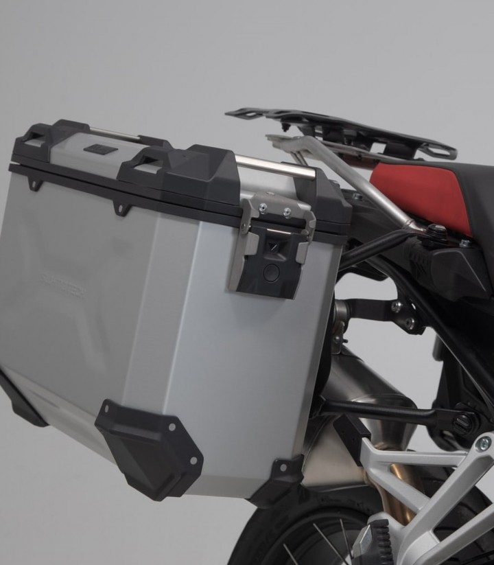 Pack Maletas Laterales + Baúl 38 L TRAX ADV en Plateado + Soportes BMW F 750/800/850 GS (17-23) SW-MOTECH ADV.07.897.75100/S