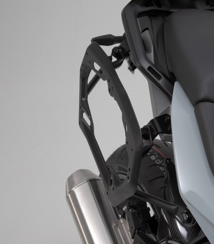 Set Seitenkoffer + Topcase 38 L TRAX ADV in Silber + Träger BMW S 1000 XR (19-23) SW-MOTECH ADV.07.954.75001/S