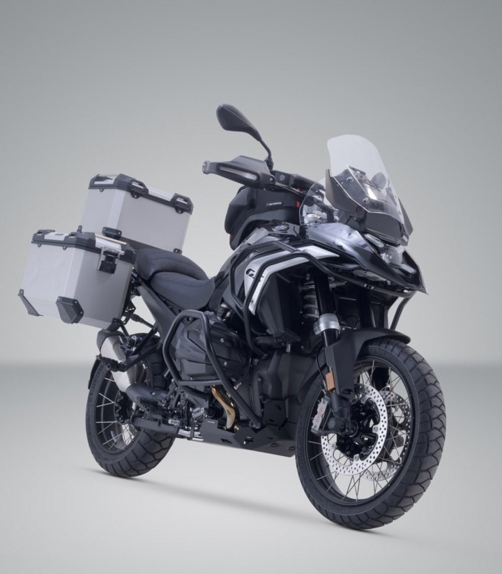 SW-MOTECH TRAX ADV Side Cases + 38 L Top Case Set with Carriers BMW R 1300 GS (23-24), R 1300 GS Option 719 Biscaya (25) ADV.07.