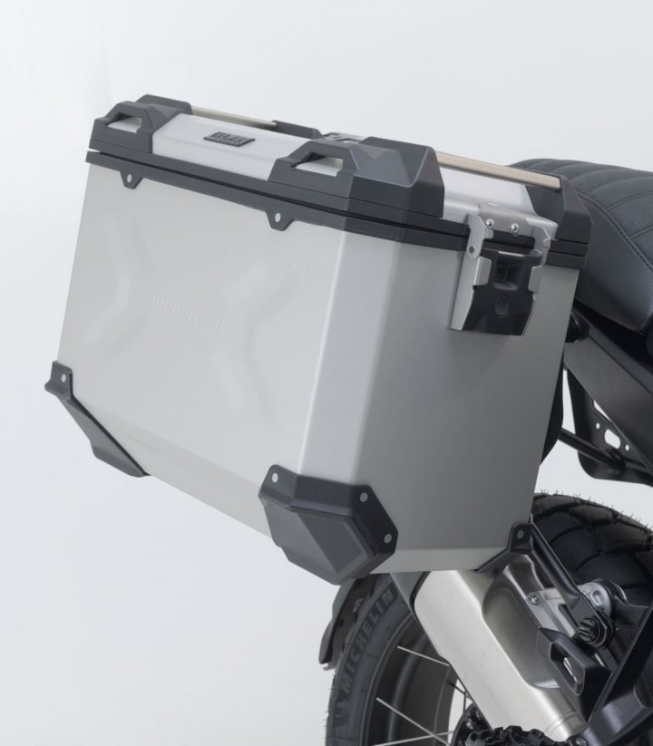 Pack Maletas Laterales + Baúl 38 L TRAX ADV en Plateado + Soportes BMW R 1300 GS (23-24), R 1300 GS Option 719 Biscaya (25) SW-M