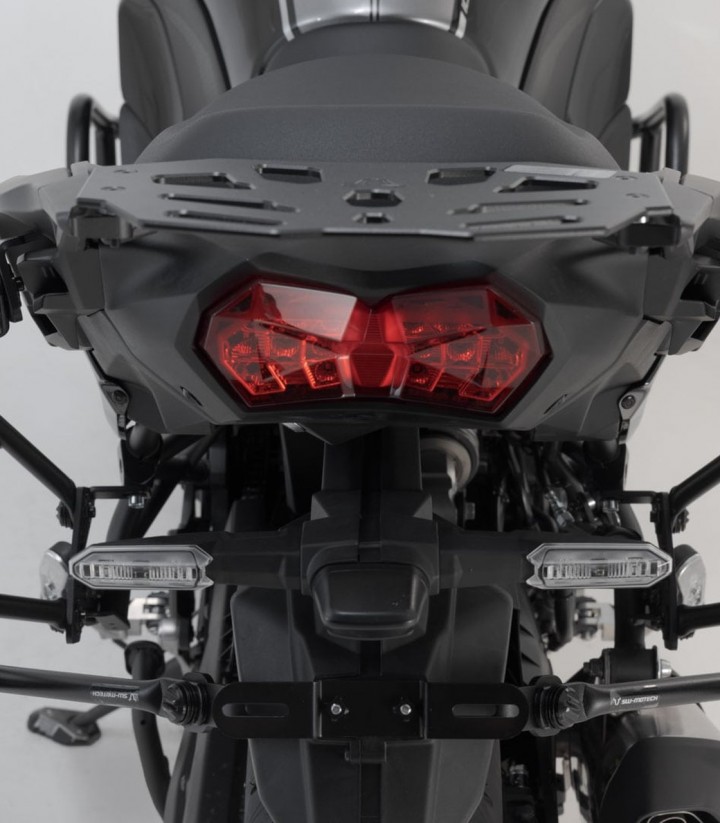 Set Seitenkoffer + Topcase 38 L TRAX ADV in Silber + Träger Kawasaki Versys 1000 (18), Versys 1100 (24) SW-MOTECH ADV.08.922.750