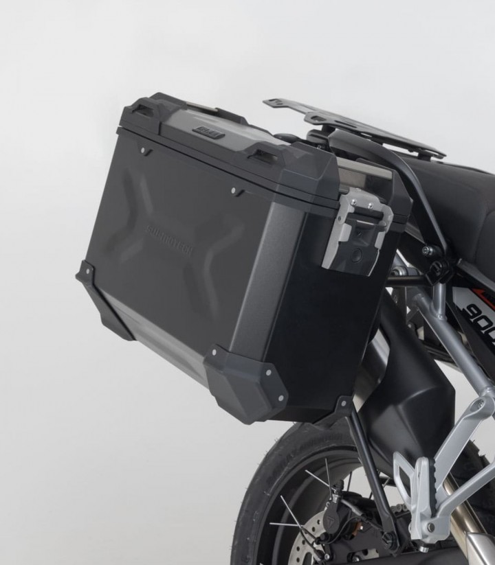 Pack Maletas Laterales + Baúl 38 L TRAX ADV en Negro + Soportes Triumph Tiger 900 Alpine/Desert Edition (25), GT/Rally Pro (23)