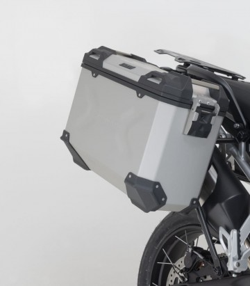 Pack Maletas Laterales + Baúl 38 L TRAX ADV en Plateado + Soportes Triumph Tiger 900 Alpine/Desert Edition (25), GT/Rally Pro (2