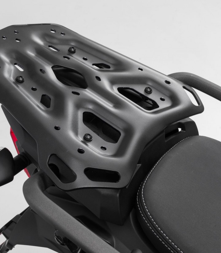 Pack Maletas Laterales + Baúl 38 L TRAX ADV en Plateado + Soportes varios modelos de Triumph SW-MOTECH ADV.11.748.75001/S