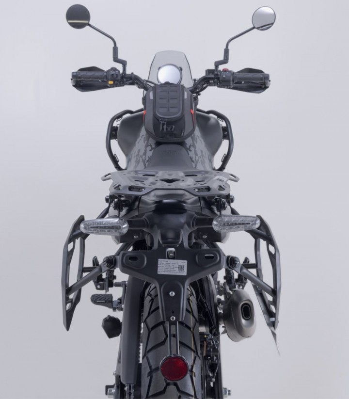 Seitenkoffer mit Träger TRAX ADV Silber 45 L Royal Enfield Himalayan 450 Rally (25) SW-MOTECH KFT.41.620.70300/S
