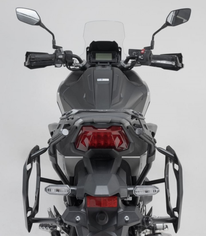 Maletas Laterales con Soporte DUSC Negras 33/33 L Honda NC750XA/XD (20-24) SW-MOTECH KFT.01.841.65001/B KFT.01.841.65001/B