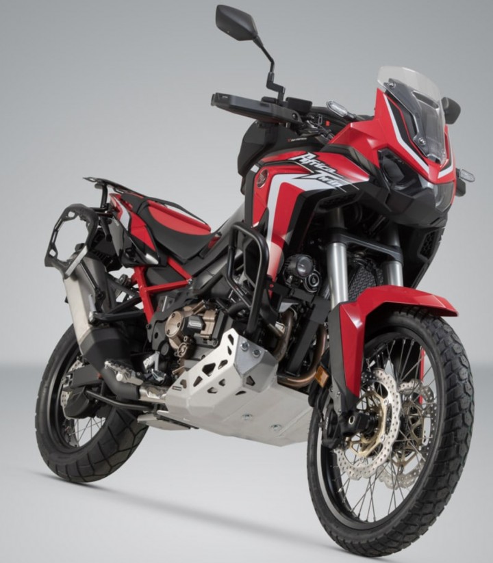 Maletas Laterales con Soporte DUSC Negras 41/33 L Honda CRF1100L Africa Twin (19-21) SW-MOTECH KFT.01.950.65001/B KFT.01.950....