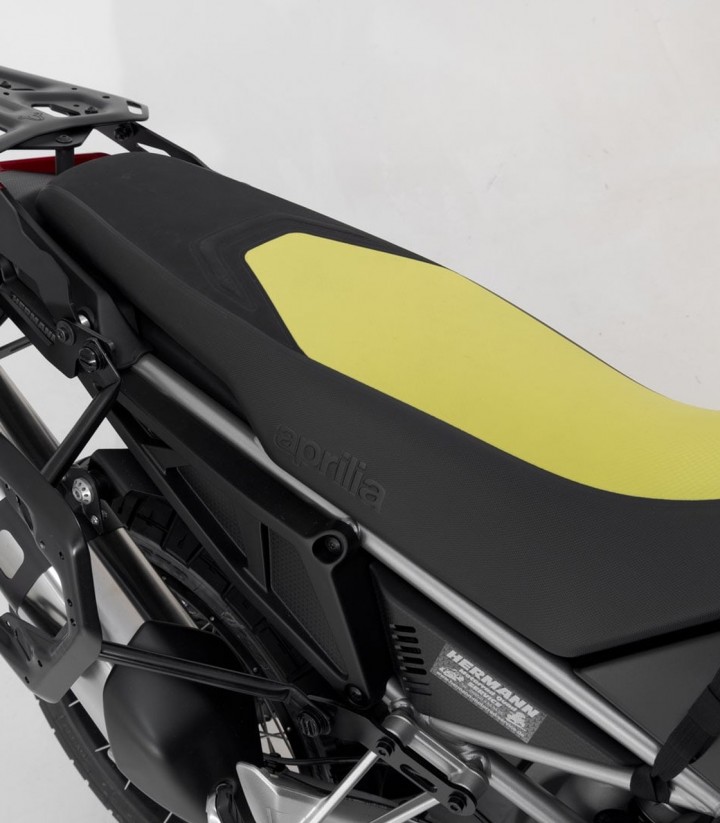 Pack Maletas Laterales + Baúl 38 L TRAX ADV en Plateado + Soportes Aprilia Tuareg 660 (21-24) SW-MOTECH ADV.13.849.75000/S