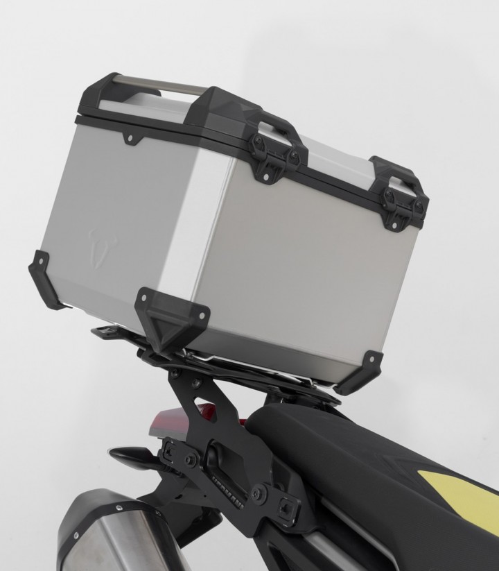 Pack Maletas Laterales + Baúl 38 L TRAX ADV en Plateado + Soportes Aprilia Tuareg 660 (21-24) SW-MOTECH ADV.13.849.75000/S