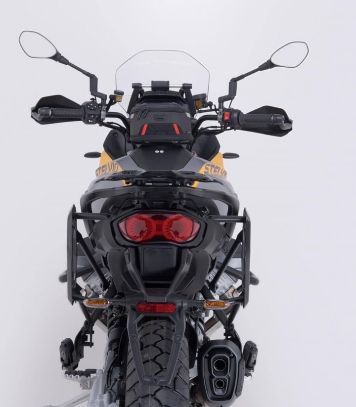 Pack Maletas Laterales + Baúl 38 L TRAX ADV en Negro + Soportes Moto Guzzi Stelvio (23) SW-MOTECH ADV.17.624.75000/B