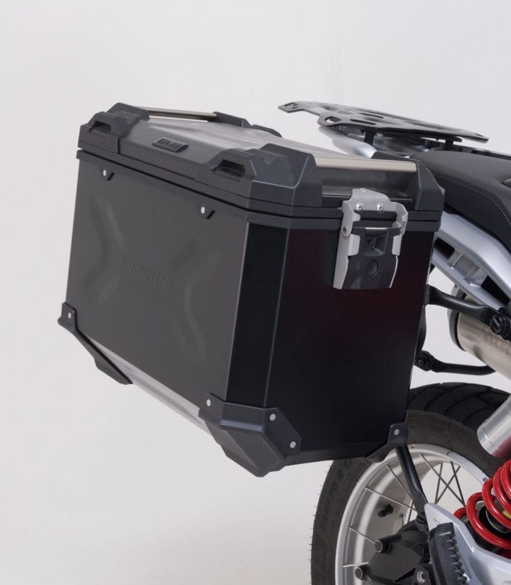 Pack Maletas Laterales + Baúl 38 L TRAX ADV en Negro + Soportes Moto Guzzi V85 TT (24) SW-MOTECH ADV.17.632.75000/B