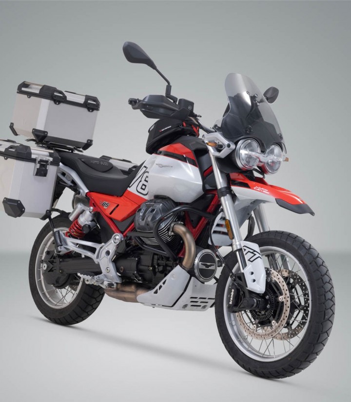 Pack Maletas Laterales + Baúl 38 L TRAX ADV en Plateado + Soportes Moto Guzzi V85 TT (24) SW-MOTECH ADV.17.632.75000/S