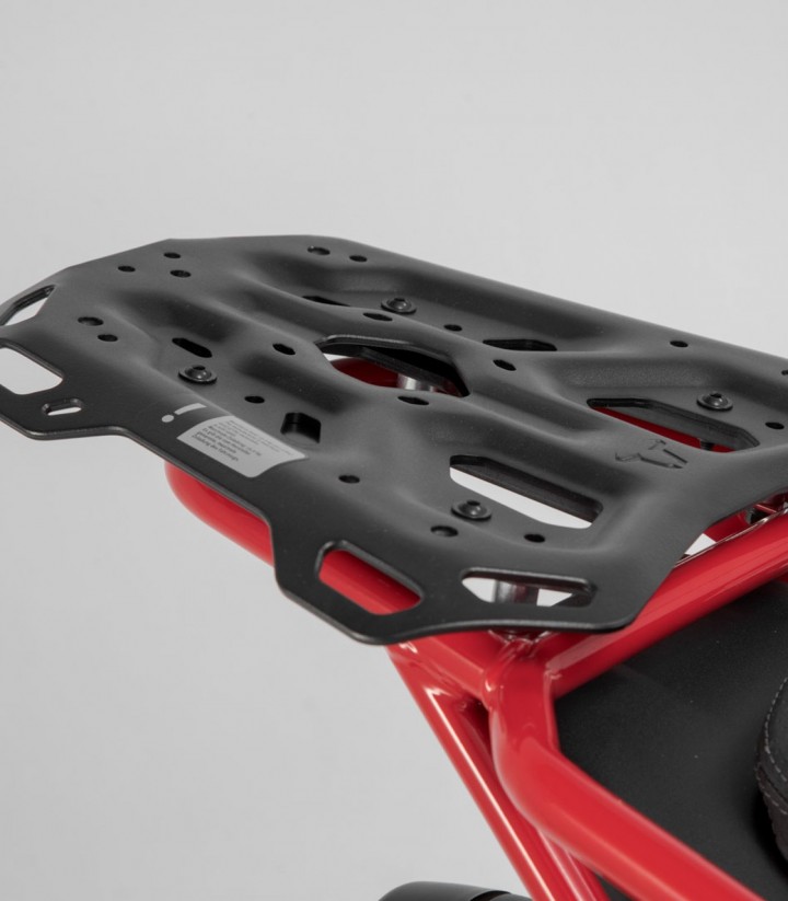 Pack Maletas Laterales + Baúl 38 L TRAX ADV en Negro + Soportes Moto Guzzi V85 TT (19-23) SW-MOTECH ADV.17.925.75000/B