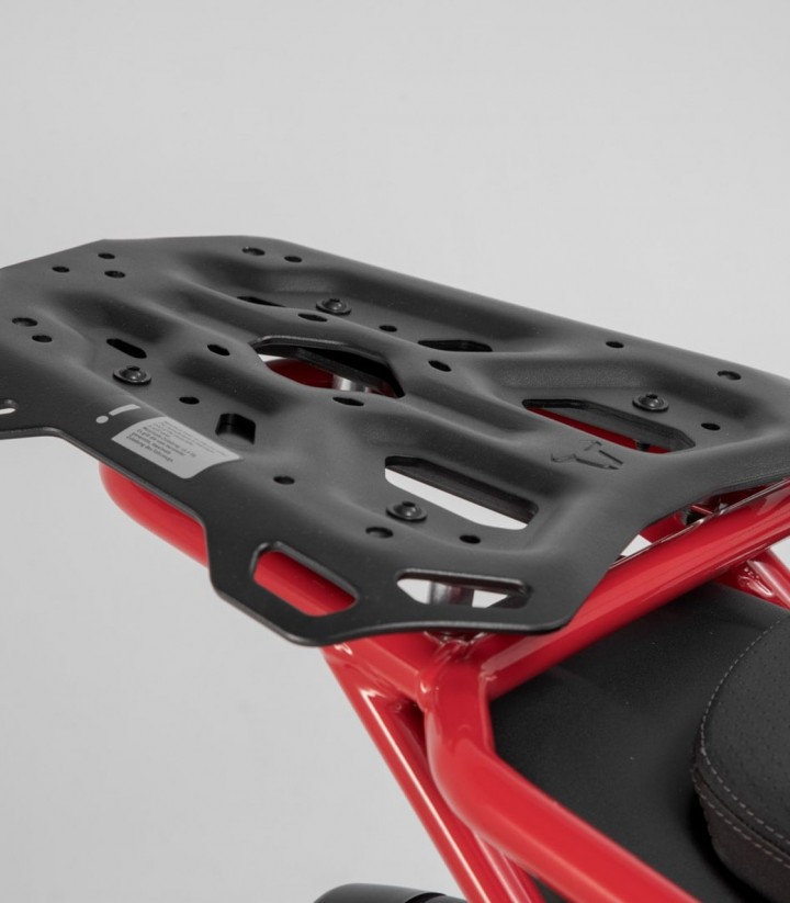 Pack Maletas Laterales + Baúl 38 L TRAX ADV en Plateado + Soportes Moto Guzzi V85 TT (19-23) SW-MOTECH ADV.17.925.75000/S