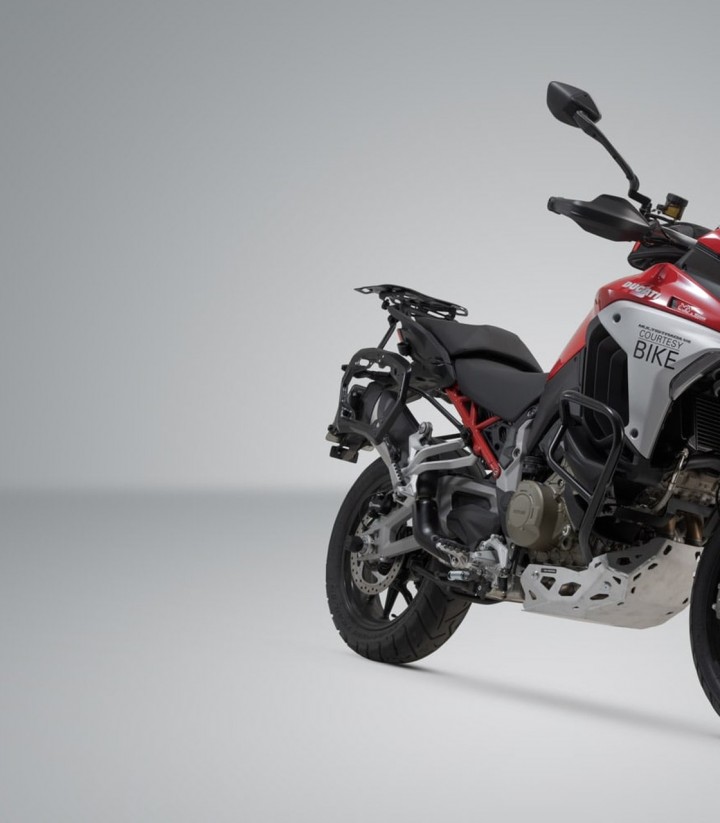 Pack Maletas Laterales + Baúl DUSC modelo USASA 41 L + Soportes Ducati Multistrada V4 (20-24) SW-MOTECH ADV.22.822.65102/B
