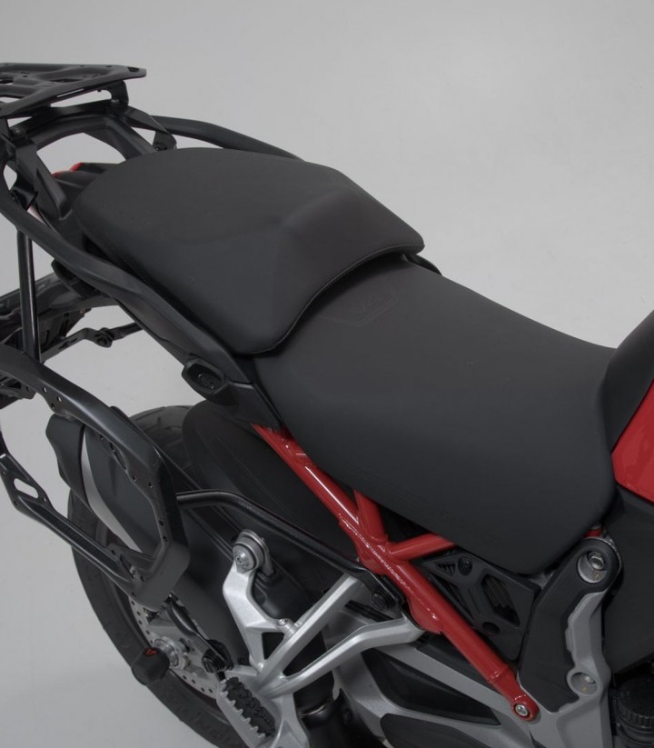 Pack Maletas Laterales + Baúl DUSC modelo USASA 55 L + Soportes Ducati Multistrada V4 (20-24) SW-MOTECH ADV.22.822.66102/B