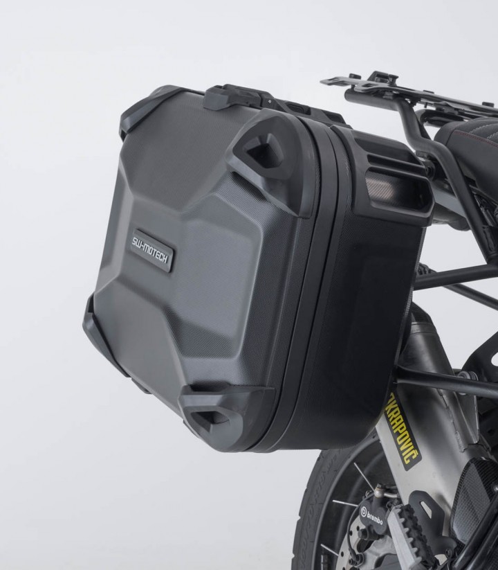 Pack Maletas Laterales + Baúl DUSC L 41 L + Soportes Ducati DesertX (22-25) SW-MOTECH ADV.22.995.65000/B
