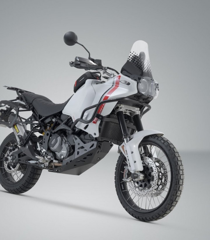 Pack Maletas Laterales + Baúl DUSC XL 55 L + Soportes Ducati DesertX (22-25) SW-MOTECH ADV.22.995.66100/B