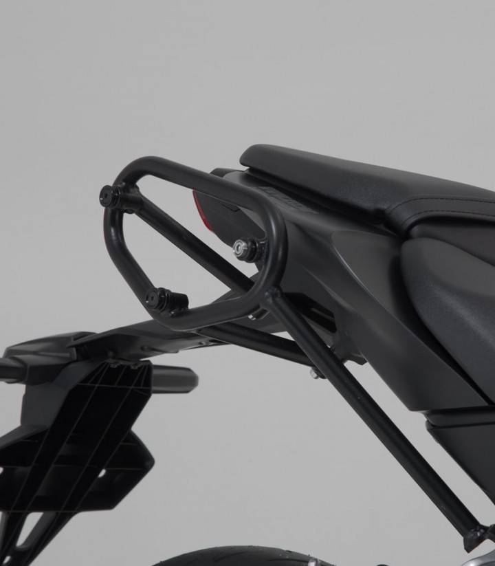 Maletas Laterales con Soporte URBAN ABS Negras 16,5/16,5 L Honda CB125R (CBF125NA) (17-24), CB300R (18) SW-MOTECH BC.HTA.01.906.