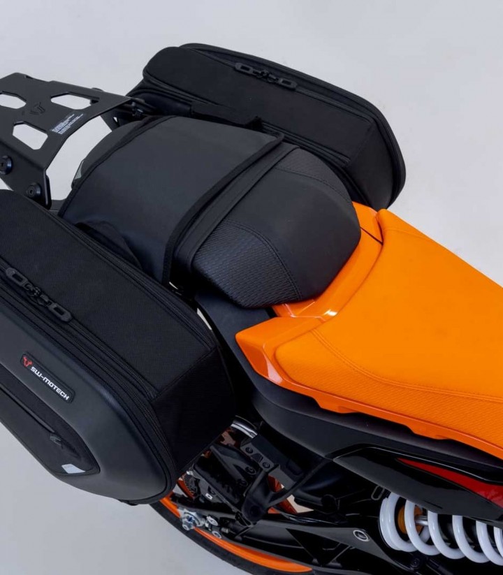 Alforjas SW-MOTECH PRO BLAZE H 20 L KTM 125 Duke (23), 250 Duke (23), 390 Duke (23) BC.HTA.04.740.35600