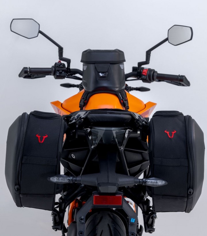 Alforjas SW-MOTECH PRO BLAZE H 20 L KTM 125 Duke (23), 250 Duke (23), 390 Duke (23) BC.HTA.04.740.35600