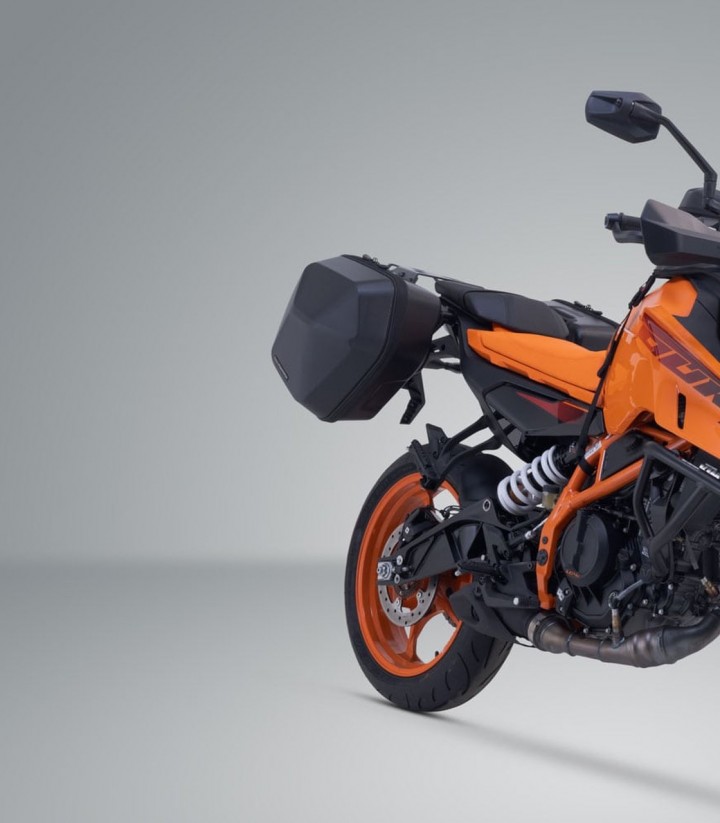 Maletas Laterales con Soporte URBAN ABS Negras 16,5/16,5 L KTM 125 Duke (23), 250 Duke (23), 390 Duke (23) SW-MOTECH BC.HTA.04.9