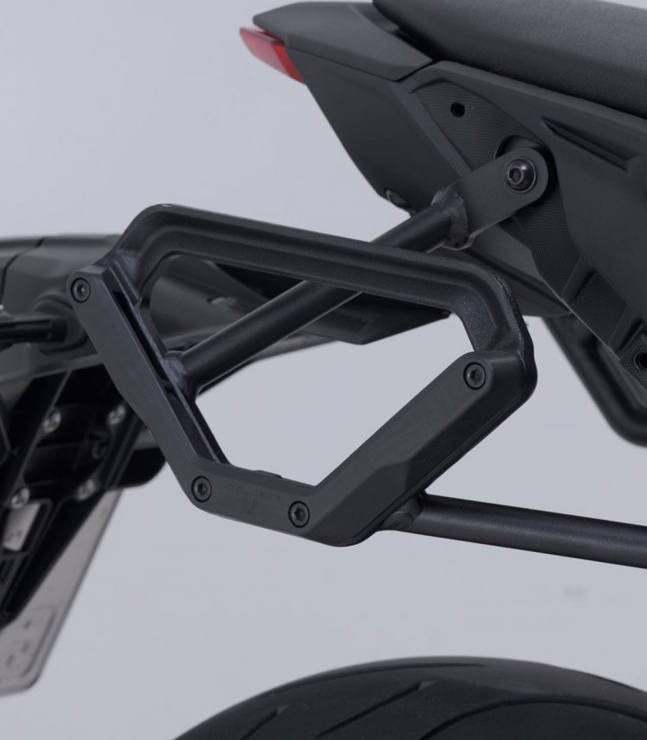 Bolsas Laterales SW-MOTECH Legend Gear + Soportes V-LOC 16/16 L Yamaha MT-09 (23-24) BC.HTA.06.036.22000