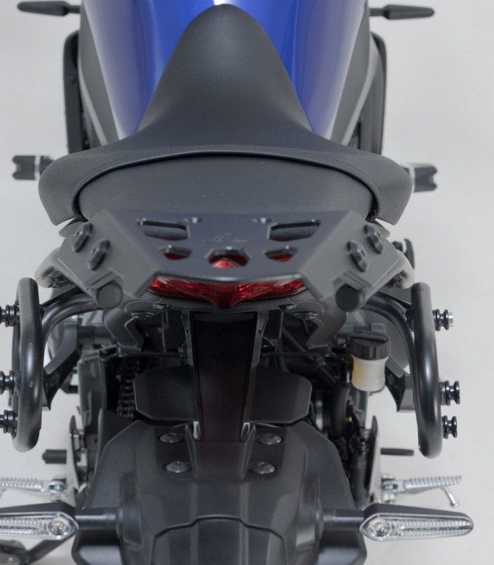 Maletas Laterales con Soporte URBAN ABS Negras 16,5/16,5 L Yamaha MT-09 (20-23) SW-MOTECH BC.HTA.06.851.30000/B