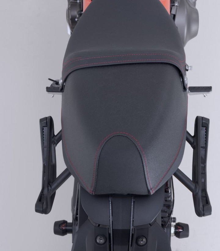 Bolsas Laterales SW-MOTECH Legend Gear + Soportes V-LOC 16/16 L Yamaha XSR900 (21-25) BC.HTA.06.932.22000
