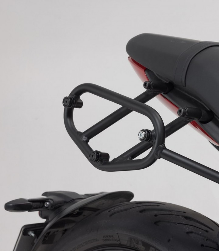 Maletas Laterales con Soporte URBAN ABS Negras 16,5/16,5 L Triumph Trident 660 (21-25) SW-MOTECH BC.HTA.11.842.30000/B