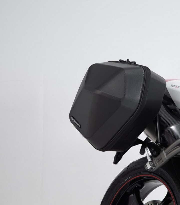 SW-MOTECH URBAN ABS 16,5/16,5 L Side Cases with Carrier for Triumph Speed Triple 1050 RS/S (18) Black BC.HTA.11.901.30000/B