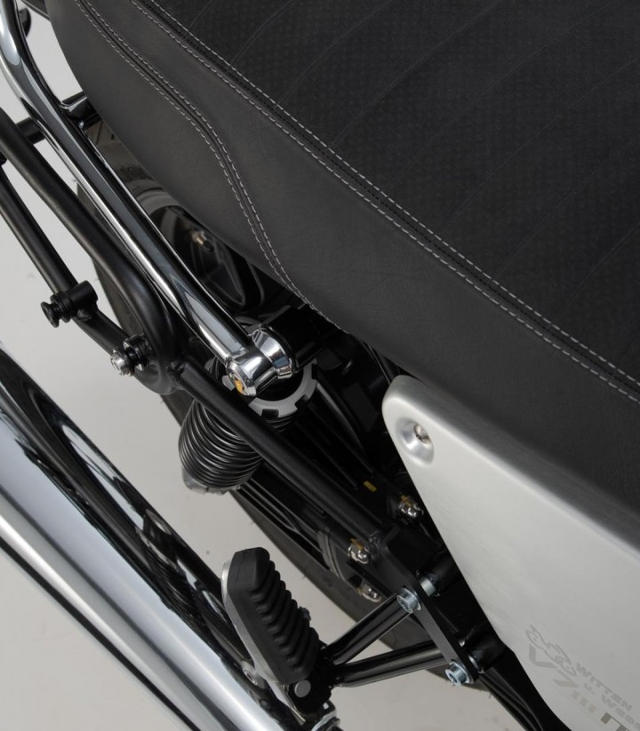 SW-MOTECH URBAN ABS 16,5/16,5 L Side Cases with Carrier for Moto Guzzi V7 III Anniversario/Carbon/Milano/Rough/Special/Stone (16