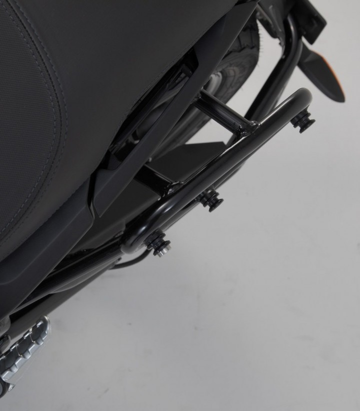 Seitenkoffer mit Träger URBAN ABS Schwarz 16,5/16,5 L Indian FTR 1200 (19) SW-MOTECH BC.HTA.20.935.30000/B