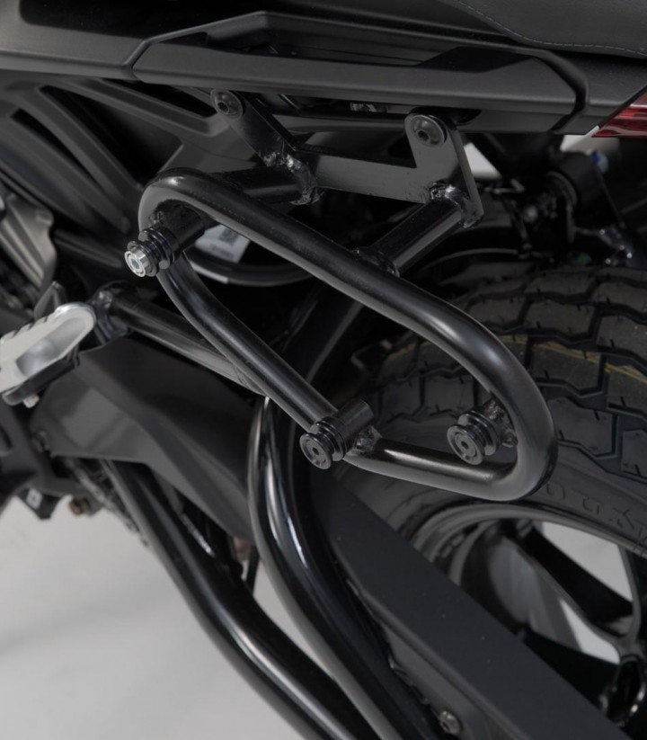 Seitenkoffer mit Träger URBAN ABS Schwarz 16,5/16,5 L Indian FTR 1200 (19) SW-MOTECH BC.HTA.20.935.30000/B