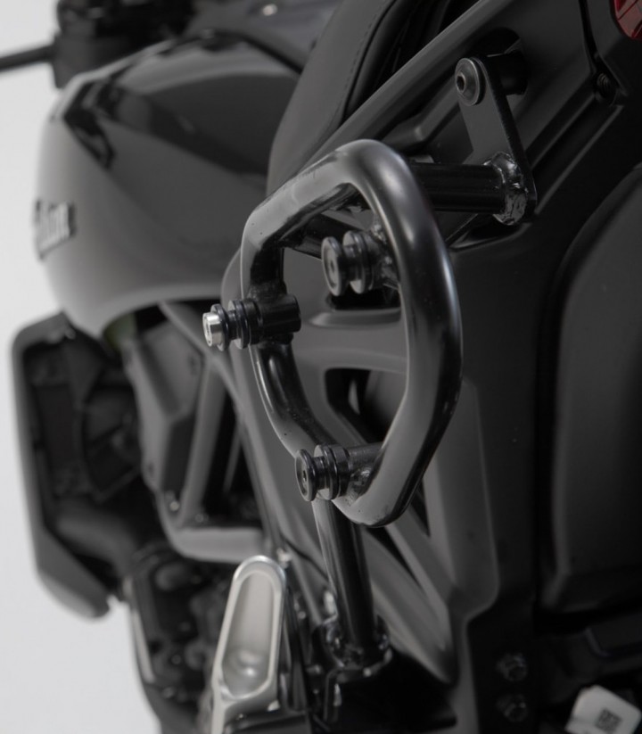 Maletas Laterales con Soporte URBAN ABS Negras 16,5/16,5 L Indian FTR 1200 (19) SW-MOTECH BC.HTA.20.935.30000/B