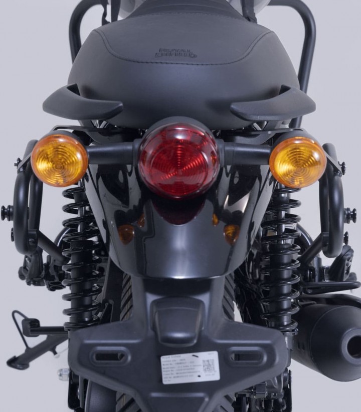 Maletas Laterales con Soporte URBAN ABS Negras 16,5/16,5 L Royal Enfield HNTR 350 (22) SW-MOTECH BC.HTA.41.092.30000/B