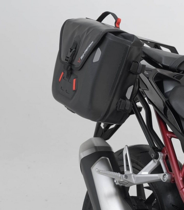 Bolsas Laterales SW-MOTECH SysBag WP M/S + Adaptadores Honda CB750 Hornet (22-24) BC.SYS.01.971.31000/B