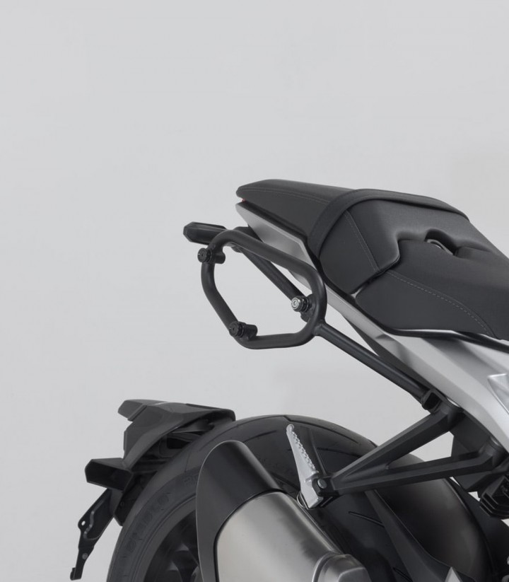 SW-MOTECH SysBag WP S/S + Adapter Plates Honda CB1000R (21) BC.SYS.01.979.31000/B