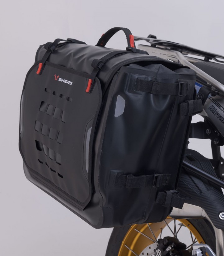 Bolsas Laterales SW-MOTECH SysBag WP L/L + Adaptadores VOGE DS900X (23) BC.SYS.02.643.21000/B