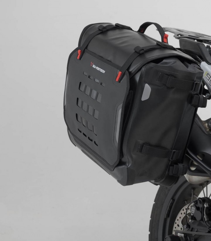 Bolsas Laterales SW-MOTECH SysBag WP L/L + Adaptadores Husqvarna Norden 901 / Expedition (21/23) BC.SYS.03.992.21000/B