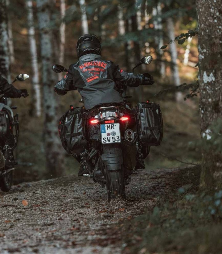 Bolsas Laterales SW-MOTECH SysBag WP L/L + Adaptadores KTM 1050/1090/1190 Adventure (13-21), 1290 Super Adventure/R/S/T (14-20)