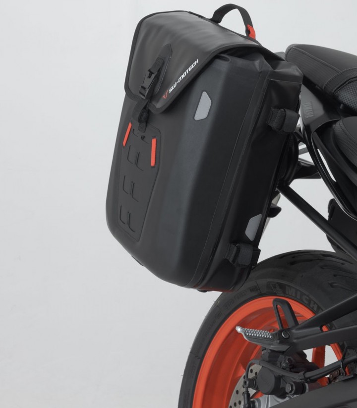 Bolsas Laterales SW-MOTECH SysBag WP M/M + Adaptadores Yamaha MT-07 (18-24) BC.SYS.06.869.31000/B