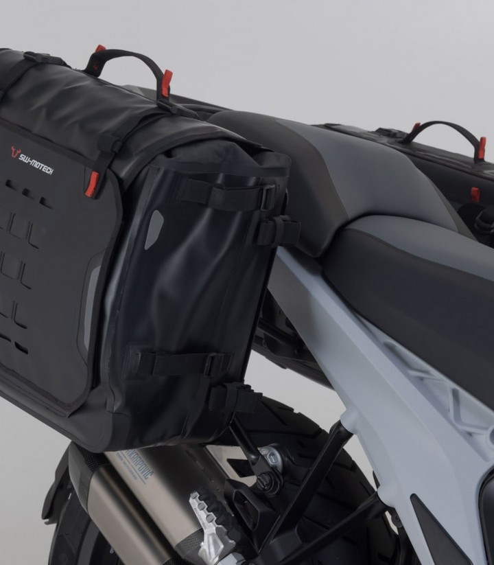 Bolsas Laterales SW-MOTECH SysBag WP L/L + Adaptadores BMW R 1300 GS (23-24), R 1300 GS Option 719 Biscaya (25) BC.SYS.07.975.21