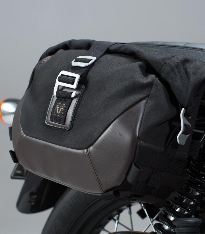 SW-MOTECH SysBag WP M + Adapter Plate Triumph Scrambler (05-16) BC.SYS.11.509.31100/B