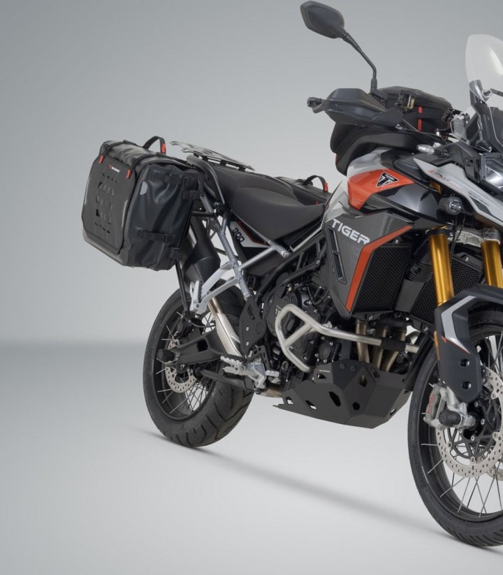 Bolsas Laterales SW-MOTECH SysBag WP L/L + Adaptadores Triumph Tiger 900 Alpine/Desert Edition (25), GT/Rally Pro (23) BC.SYS.11