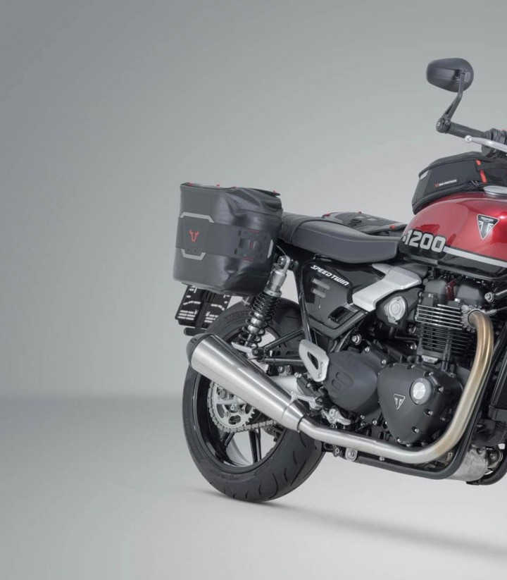 Bolsas Laterales SW-MOTECH WP + Soportes V-LOC 11/11 L Triumph Speed Twin 1200 (18-24), Cafe Racer Edition (25) BC.SYS.11.928.32